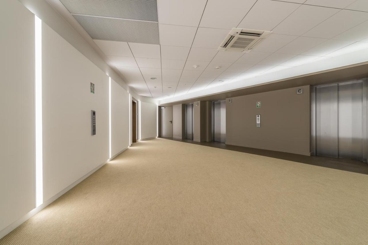 Apartamenty Sky Tower Wrocław Eksteriør billede