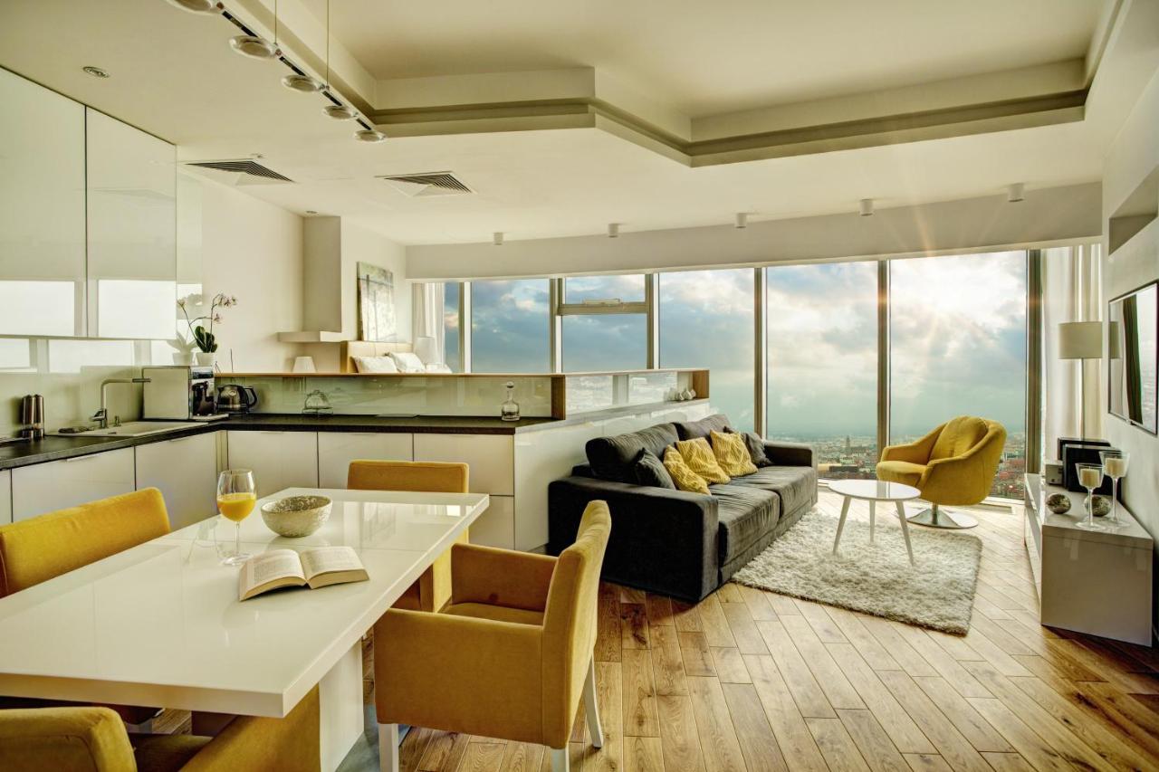 Apartamenty Sky Tower Wrocław Eksteriør billede