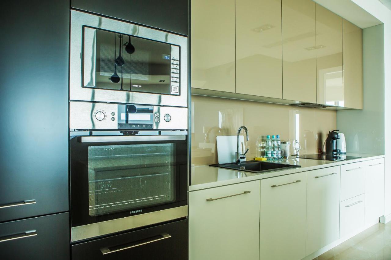 Apartamenty Sky Tower Wrocław Eksteriør billede