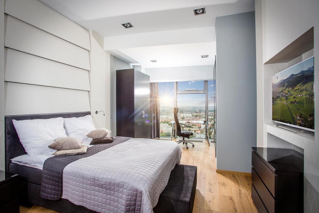 Apartamenty Sky Tower Wrocław Eksteriør billede