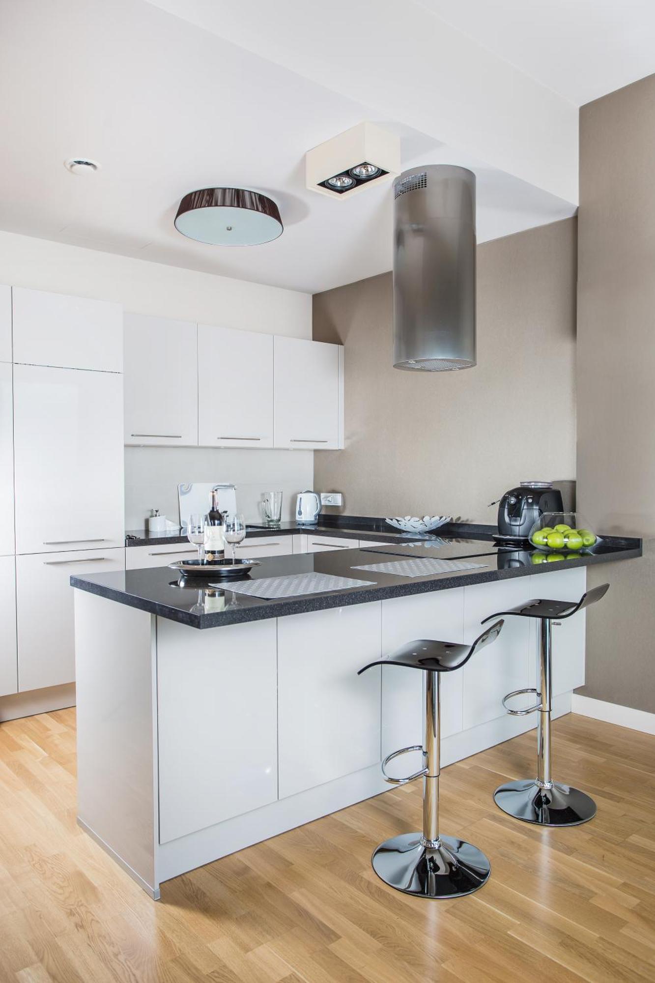Apartamenty Sky Tower Wrocław Eksteriør billede
